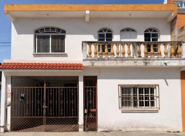 Casa de 4 habitaciones, Cozumel · Casa en Venta en Cozumel Ideal Para Vivir y Rentar | Gran Potencial