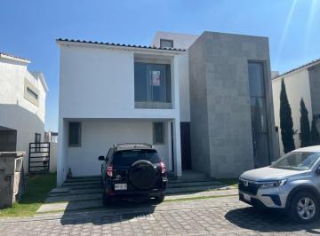 Casa en condominio de 3 habitaciones, Metepec · Casa con 220 m² de Terreno, 3 Recámaras en Venta, Condado del Valle