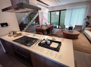 Casa de 3 habitaciones, Monterrey · Cumbres Casa de 3 Pisos en Venta