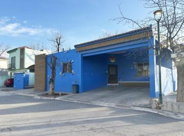 Casa de 3 habitaciones, Saltillo · Casa de 1 Planta en Venta en La Rosaleda