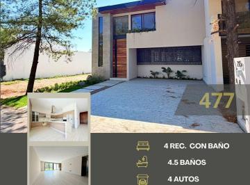 Casa · 400m² · 4 Recámaras · 2 Estacionamientos · Casa en La Campiña del Bosque