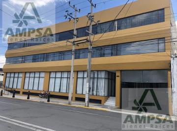 Oficina · 3000m² · 14 Estacionamientos · Toluca Oficina en Venta