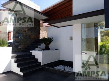Casa · 600m² · 3 Recámaras · 3 Estacionamientos · Casa en Zona Esmeralda Atizapán de Zaragoza en Venta