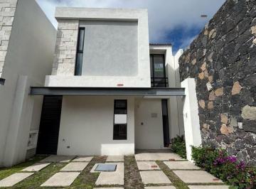 Casa en condominio de 3 habitaciones, El Marqués · Casa Nueva en Venta en Condominio Senzi, en Fracc. Zibata, El Marques, Queretaro