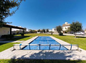 Casa de 3 habitaciones, Tequisquiapan · Casa con 210 m² Superficie de Terreno, 3 Recámaras en Venta, Fracc Privado, Hacienda Grande