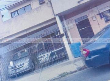 Casa · 556m² · 7 Recámaras · 2 Estacionamientos · Casa en Venta en San Pedro Garza García