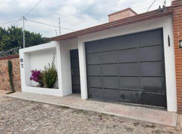 Casa de 2 habitaciones, Tequisquiapan · Casa de 1 Planta — a Unos Pasos del Centro de Tequisquiapan