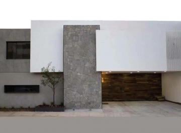 1 · Casa en Venta en Lindavista Tres Marias, Morelia