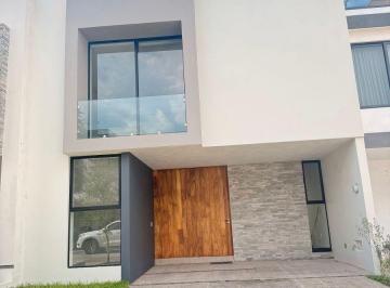 Casa en condominio de 3 habitaciones, Zapopan · Casa en Renta Altanza Soare 3