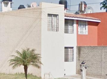Casa de 3 habitaciones, Tlajomulco de Zúñiga · Casa en Remate Valle del Fuego Valle Dorado Inn Jalisco!