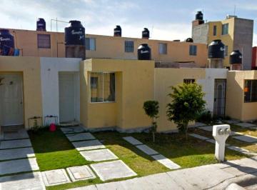 Casa de 2 habitaciones, Morelia · Casa en Remate Convento de Tlaxcala Ote Fracc Misión del Valle Morelia Michoacán!