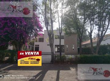 Casa · 295m² · 3 Recámaras · 4 Estacionamientos · Hermosa Casa en Venta Y/o Renta