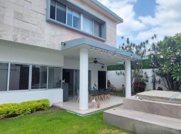 Casa de 3 habitaciones, Cuernavaca · Casa en Abraham Zepeda