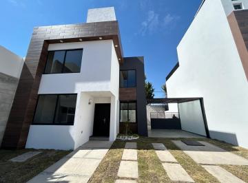 Casa en condominio · 170m² · 3 Recámaras · 3 Estacionamientos · Condominio El Batan