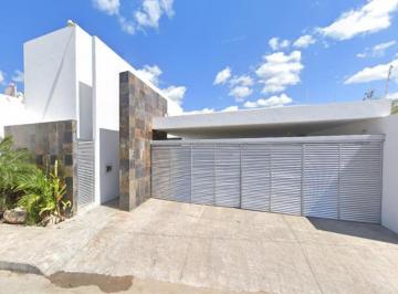 Casa en condominio de 4 habitaciones, Mérida · Casa en Remate Hipotecario en Montebello Merida Yucatan