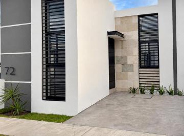 Casa de 3 habitaciones, Colima · Casa en Venta Una Planta con 140 m² de Terreno y 3 Recámaras en Fraccionamiento Punto Rioja Colima