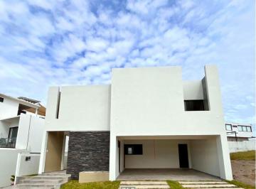 Casa en condominio · 218m² · 3 Recámaras · 2 Estacionamientos · Casa Nueva en Venta Punta Tiburon Boca del Rio