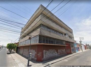 Edificio · 400m² · 6 Recámaras · 2 Estacionamientos · Productivo: Venta en Celaya Centro | 6 Recámaras | Taller + Salón de Eventos 150 Pax Uso Mixto