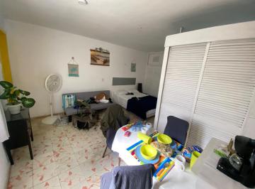 Departamento · 1 Recámara · Rento Estudio Amueblado. Servicios Incluídos, Frente Al Mercado de 28