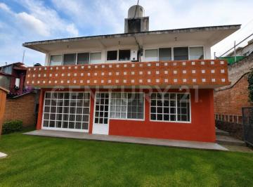 Casa · 311m² · 6 Recámaras · 5 Estacionamientos · Casa con Terreno y Potencial de Desarrollo en San Francisco, Magdalena Contreras