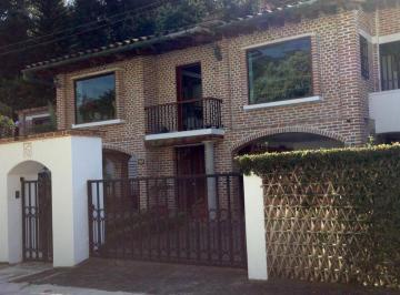 Casa · 450m² · 3 Recámaras · 4 Estacionamientos · Venta, Casa en Briones (Terreno de Más de 1,000 M²)