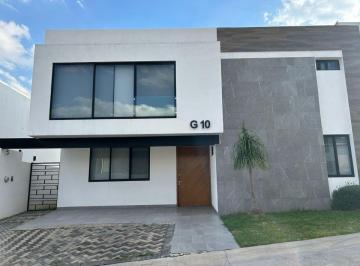 Casa de 4 habitaciones, León · Casa en Venta en Lomas del Molino III con 4 Recamaras