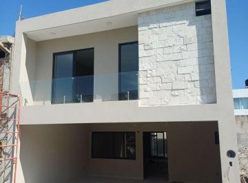 Casa de 3 habitaciones, León · Venta Casa Nueva Cima Diamante