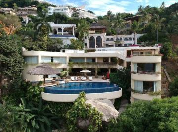 Casa · 1200m² · 6 Recámaras · 2 Estacionamientos · Casa en Venta Fraccionamiento Las Brisas Acapulco