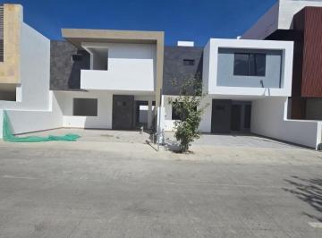 Casa de 4 habitaciones, León · Casa Nueva en Venta en Sierra Nogal con 4 Recamaras