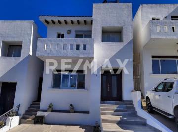 Casa · 185m² · 3 Recámaras · 2 Estacionamientos · Casa en Renta en Puesta del Sol, en Playas de Tijuana - (4)