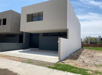 Casa de 4 habitaciones, León · Casa en Venta en Rinconada de Santa Fe con 4 Recamaras