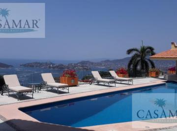 Casa · 850m² · 5 Recámaras · 5 Estacionamientos · Casa - Brisas del Marqués