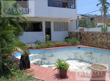 Casa · 541m² · 4 Recámaras · 1 Estacionamiento · Casa en Venta Vista Alegre