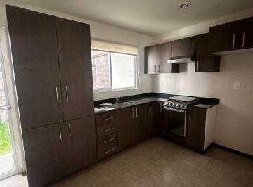 Casa de 2 habitaciones, Morelia · Casa en Renta en Cañadas Tres Marías