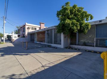 Oficina · 525m² · 5 Recámaras · 6 Estacionamientos · Oficina en Venta en Colonia San Benito de Hermosillo, Sonora