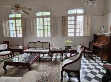 Casa · 5 Recámaras · Casa Venta, 5 Recamaras, Patio Central, en El Corazón de Veracruz. Joya Arquitectonica