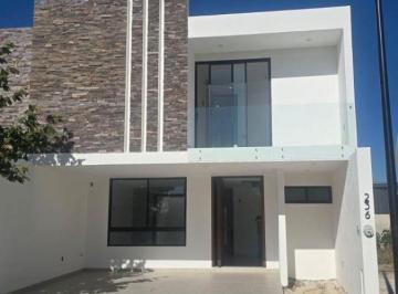 Casa de 3 habitaciones, León · Casa en Venta en Rinconada Santa Fe 2 Santa Isabel con 3 Recamaras