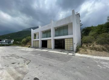 Casa · 370m² · 3 Recámaras · Casa - Sierra Alta 9o Sector