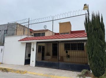 Casa de 4 habitaciones, Mineral de la Reforma · Casa en Venta Fracc Villas del Alamo