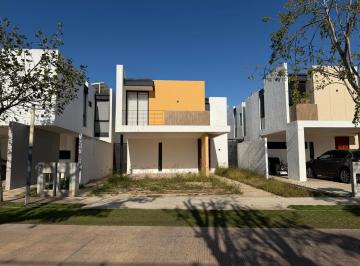 Casa en condominio de 3 habitaciones, Mérida · Residencia Premium en Macora 86, Cholul | 304 m² de Terreno | Equipada y con Ac