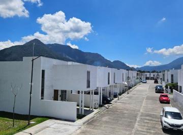 Casa de 3 habitaciones, Orizaba · Venta de Casa en Orizaba, Veracruz Fracc. Habitat con Caseta de Vigilancia 24hrs