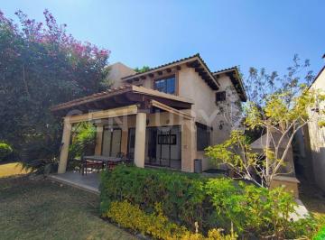 Casa · 290m² · 3 Recámaras · 2 Estacionamientos · Casa Residencial en Venta, La Querencia, Zerezotla, Cholula, Puebla
