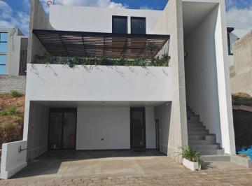 Casa de 4 habitaciones, San Andrés Cholula · Casa de 4 Habitaciones en Lomas de Angelópolis Frente a Gran Reserva.