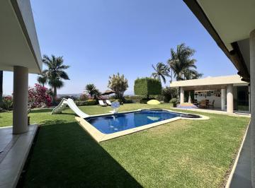 Casa · 444m² · 3 Recámaras · 2 Estacionamientos · Casa en Fraccionamiento Tamoanchan
