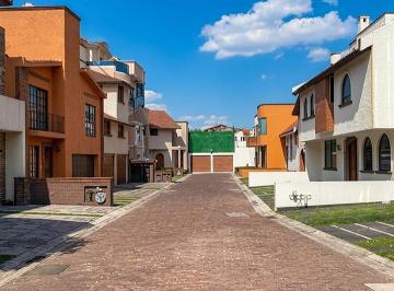 Casa de 3 habitaciones, Tlalpan · Casa en Tlalpan de Garantia Bancaria, Oportunidad Única.