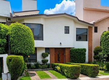 Casa de 3 habitaciones, Tlalpan · Casa en Tlalpan de Garantía Bancaria, Oportunidad Única.