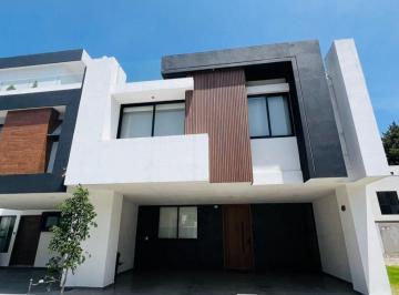 Casa de 3 habitaciones, Puebla · Venta de Hermosa Casa en Zavaleta, La Loma.