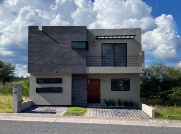 Casa de 4 habitaciones, Querétaro · Venta Casa en San Isidro Juriquilla