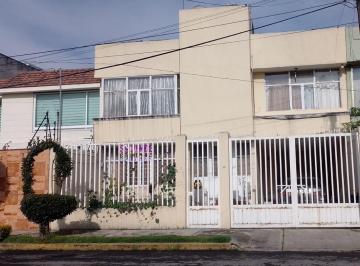 Casa · 195m² · 4 Recámaras · 1 Estacionamiento · Casa en Venta