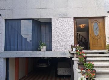 Casa · 224m² · 4 Recámaras · 5 Estacionamientos · Casa en Venta